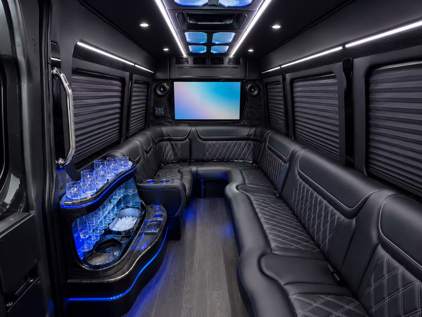 concert parking shuttles for event organizers