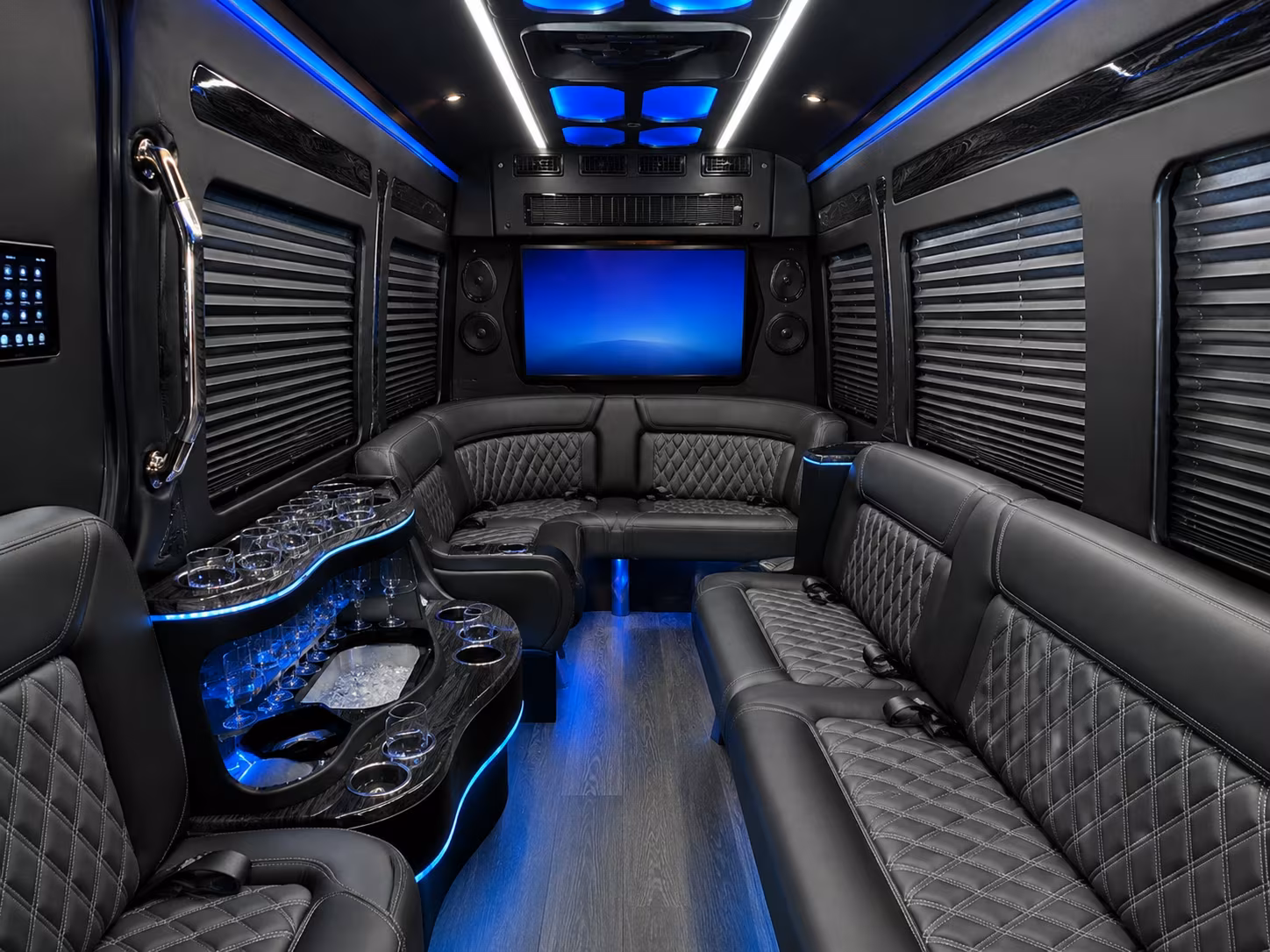 edison custom day trip and driving tour bus rentals