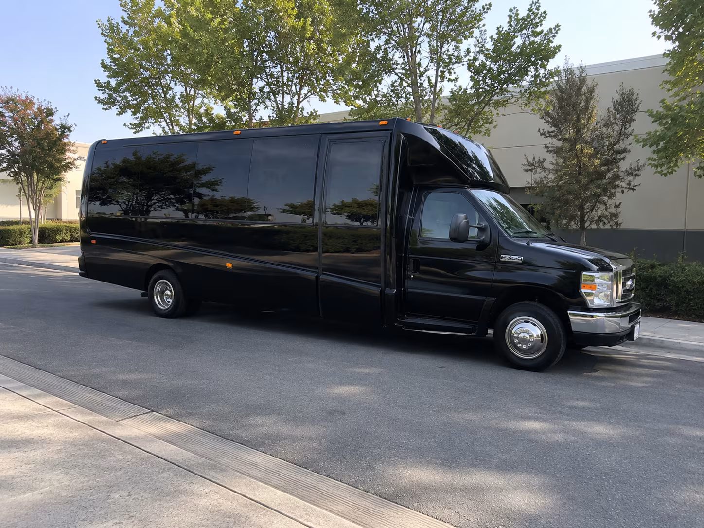 edison wedding quinceanera and celebration bus rentals